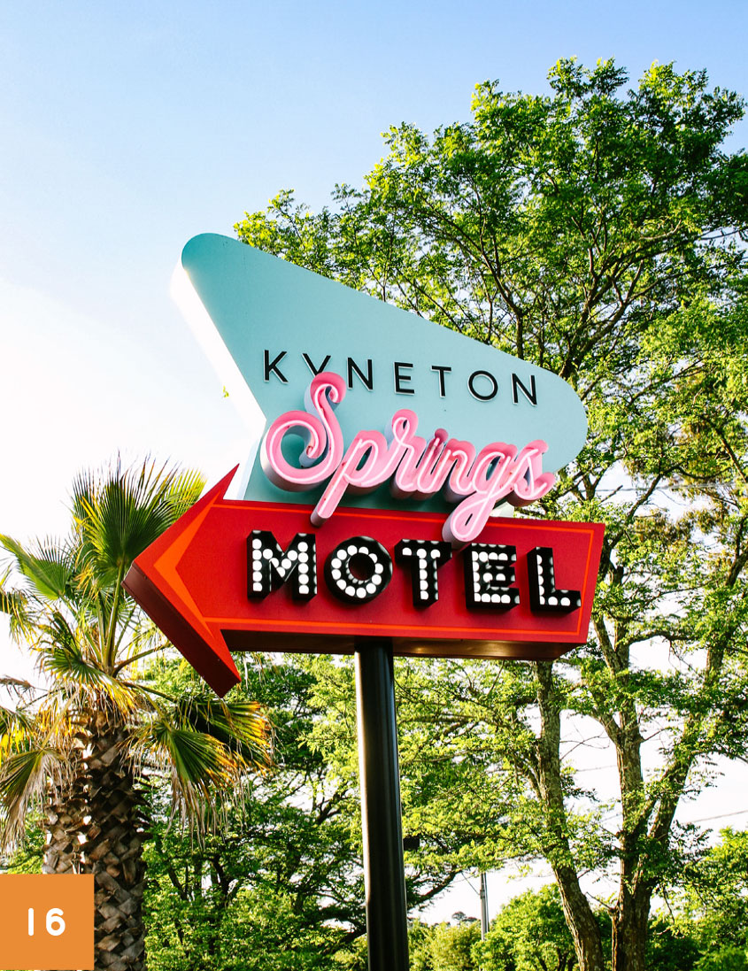 kynetonspringsmotel.com