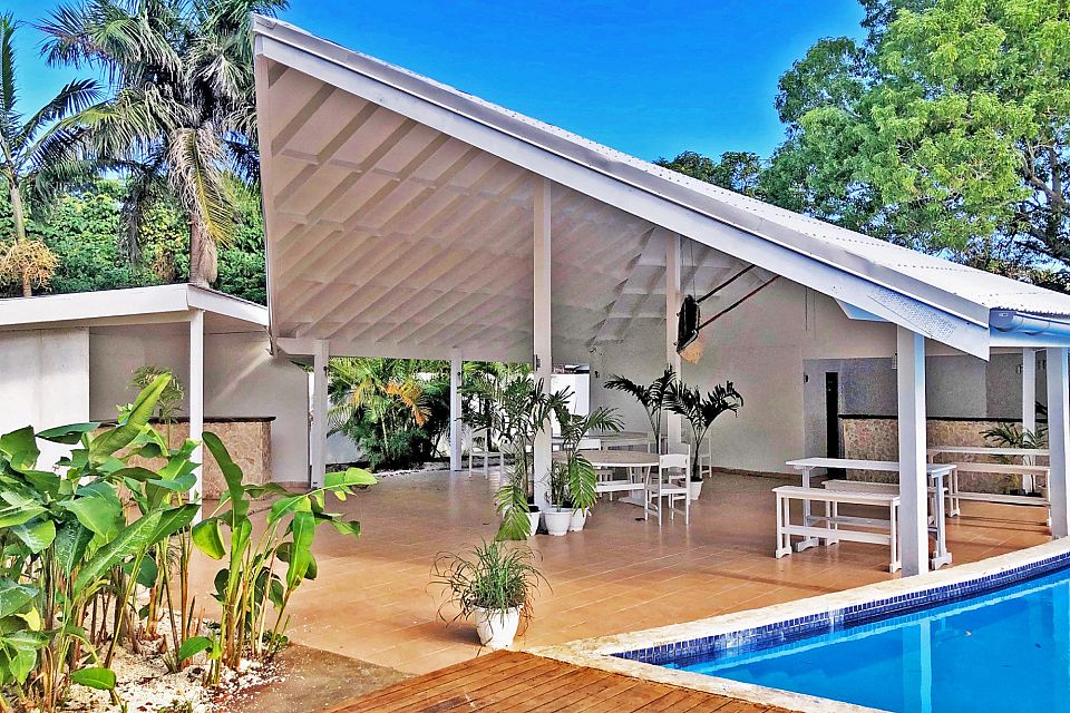 Leasehold Hotel For Sale OFFSHORE Vanuatu A True TaxFree Haven