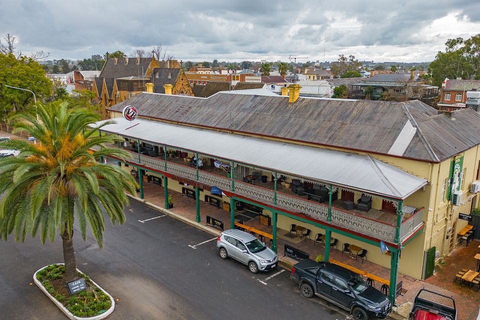 Freehold Going Concern Pub / Tavern For Sale NSW Central West