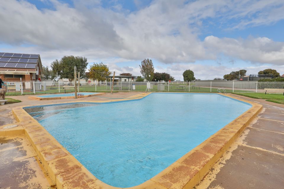 FH009384 image 7