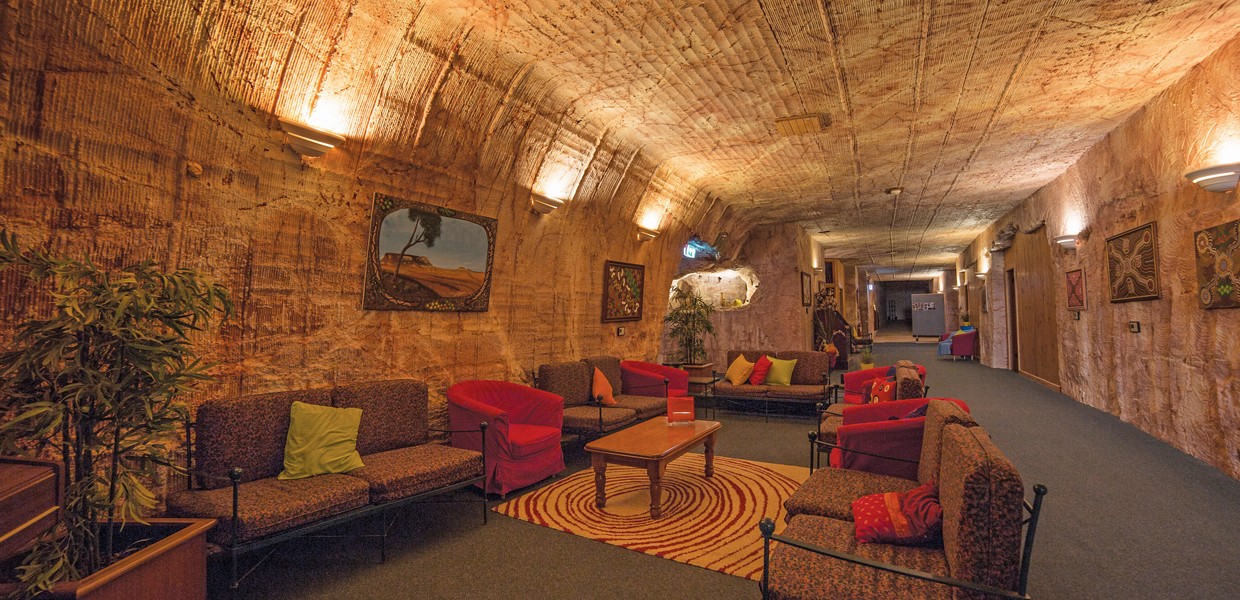 Underground motel in Coober Pedy offers buyers a rare jewel