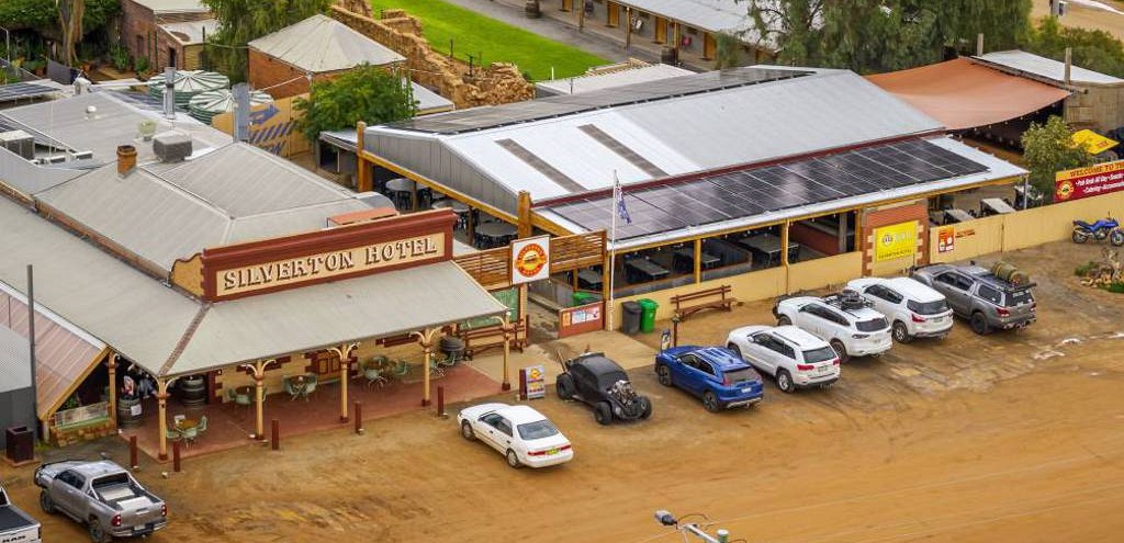 `Priscilla Queen of the Desert' outback hotel, the Silverton Hotel is for sale