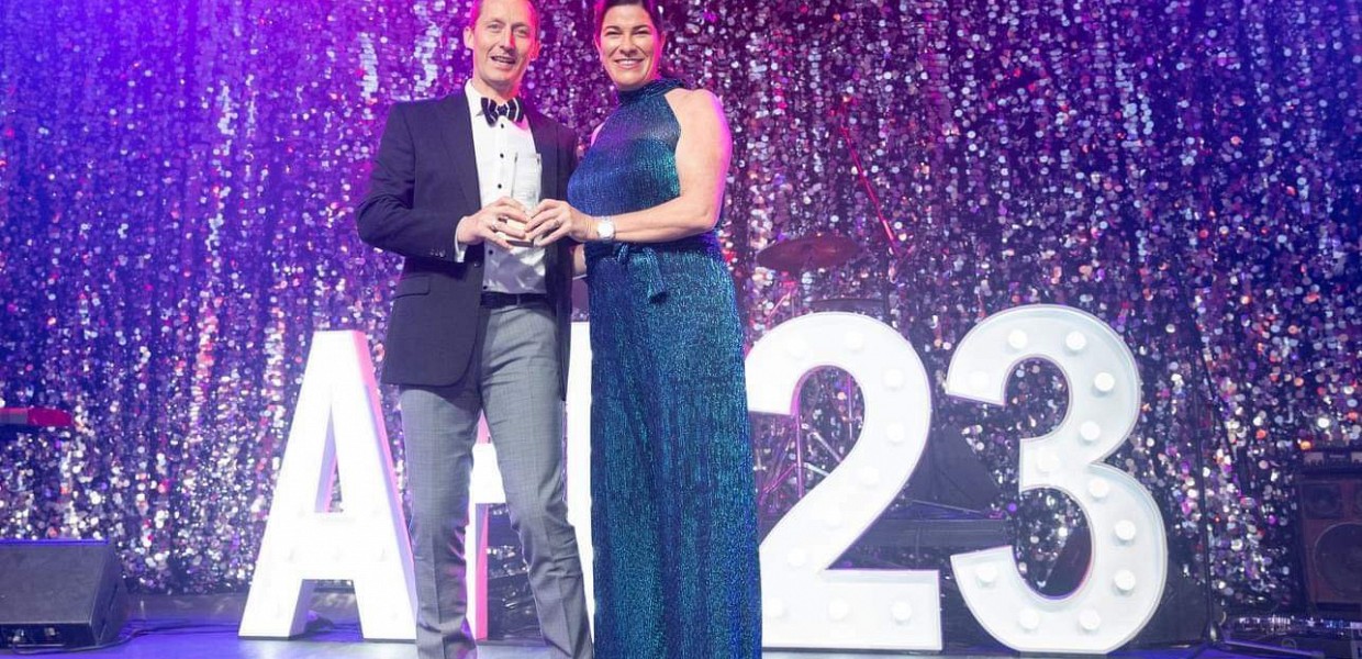 ResortBrokers’ Alex Cook wins 2023 REIQ Commercial Salesperson of the Year Award