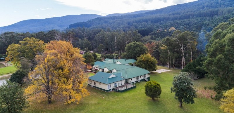 A 1920s Warburton guesthouse primed for nature-lovers hits the market