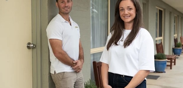 Motel boom attracts young couple escaping corporate rat race