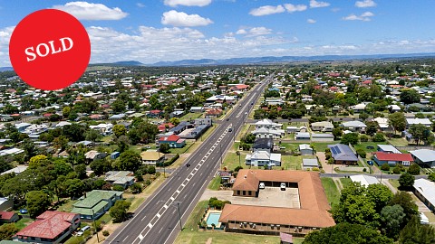 Leasehold, Motel | QLD - South | Bullet proof Warwick performer