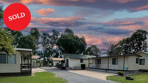 Freehold Passive Investment, Motel | QLD - Central | ACQUIRE THIS 8.7% PASSIVE INVESTMENT MOTEL WITH A BRAND NEW 30-YEAR LEASE