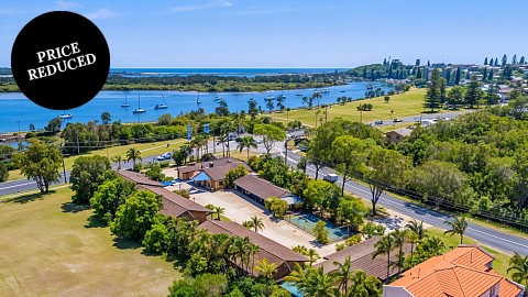 Freehold Going Concern, Motel | NSW - North Coast | FHGC Opportunity  – 1 acre opposite the marina in the Tourist Mecca of Yamba NSW