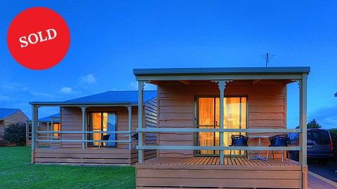 Leasehold, Caravan / Cabin Park | TAS - North East Region | Beachside Tourist Park Lease - Opportunity n booming North East Location