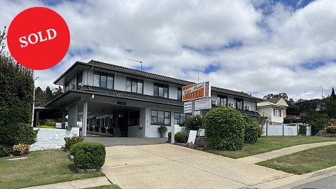 Freehold Passive Investment, Motel | NSW - Snowy Mountains | Rare Snowy Mountains investment motel with secure tenant in place