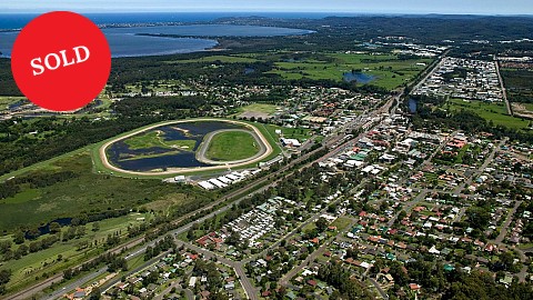 Freehold Going Concern, Motel | NSW - Central Coast | Passive Motel Asset & FH mobile village on the premium high demand Central Coast