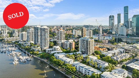 Management Rights - All, Management Rights | QLD - Brisbane | Rare Large Scale premium riverfront Holiday/Permanent MLR - NOP over $1.08M