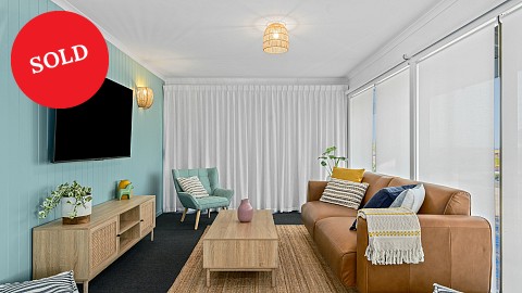 Leasehold, Motel | SA - Fleurieu Peninsula | RENOVATED RETRO STYLE MOTEL - BRAND NEW 25 YEAR LEASE