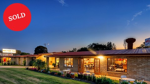 Leasehold, Motel | QLD - South | Highly desirable 20 room leasehold motel - perfect owner operator business
