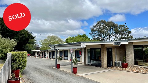 Leasehold, Motel | VIC - North West | Easy to run, beautifully presented motel in Kyneton offering long term lease