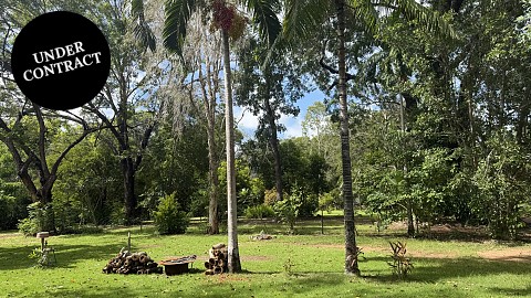 Freehold Going Concern, Caravan / Cabin Park | NT - North | Freehold Caravan Park nestled on 5.62 Hectares of land along the Douglas River.