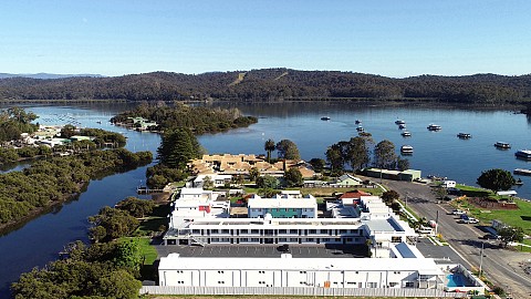 Freehold Going Concern, Motel | NSW - South Coast | Prime waterfront property on popular NSW south coast
